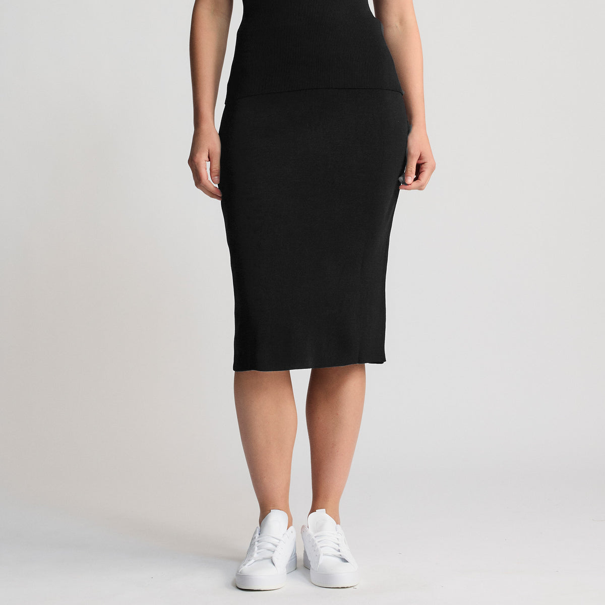 Base Layer Tube Skirt | Black